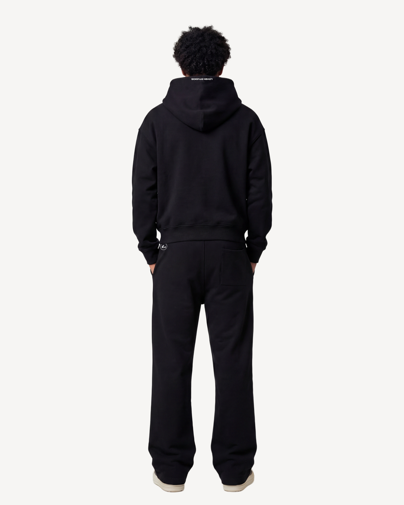 MINIMAL ZIP-UP HOODIE