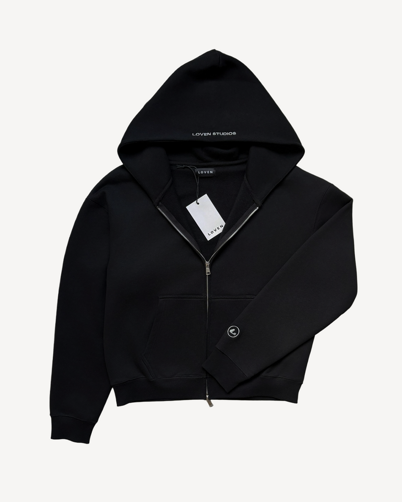 MINIMAL ZIP-UP HOODIE
