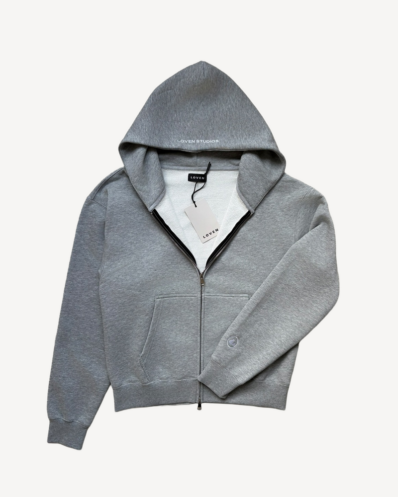 MINIMAL ZIP-UP HOODIE